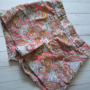 H&M Cute high waisted Pink Paisley shorts sz 4